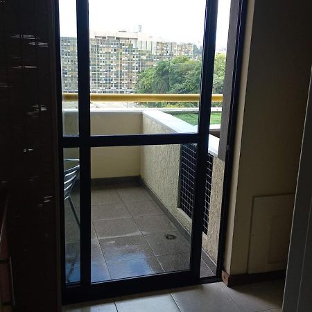 אפרטהוטל סלבאדור Flat Mobiliado מראה חיצוני תמונה
